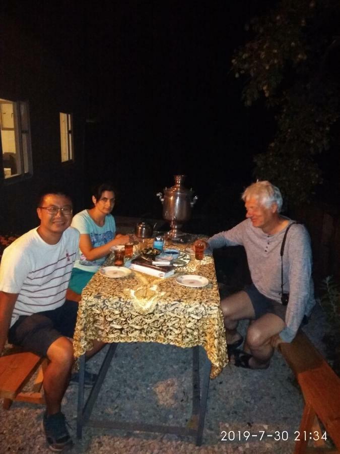 Nnn Guest House Goris Dış mekan fotoğraf