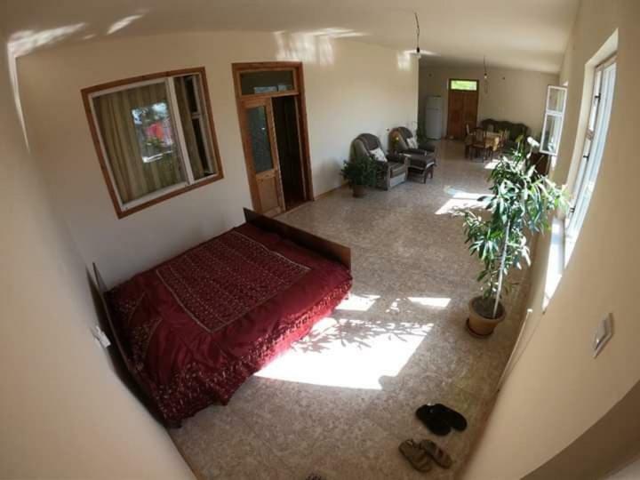 Nnn Guest House Goris Dış mekan fotoğraf